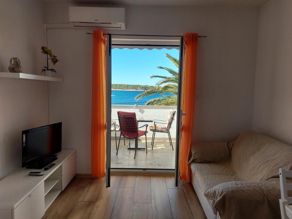 Apartments Ajka Раб Экстерьер фото